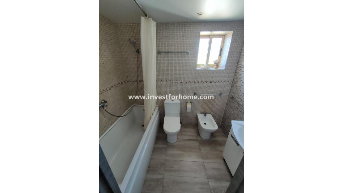 Försäljning - Lägenhet - Guardamar del Segura - Zona Pueblo