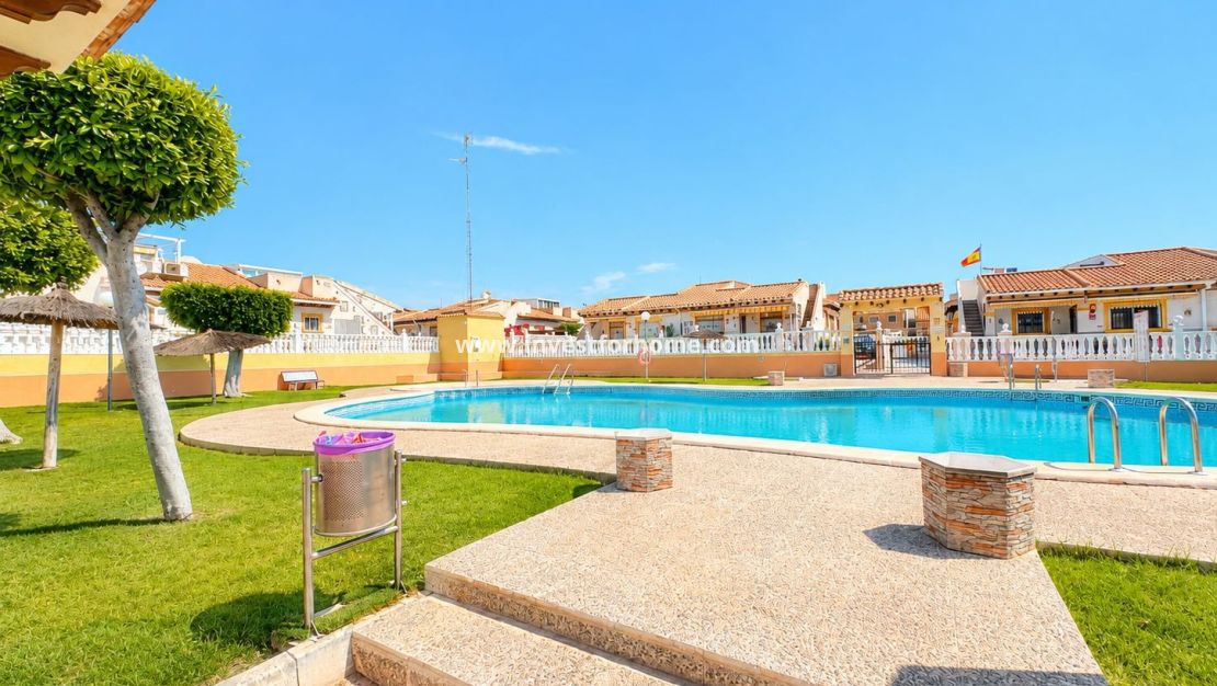 Försäljning - Lägenhet - Orihuela Costa - Costa Blanca