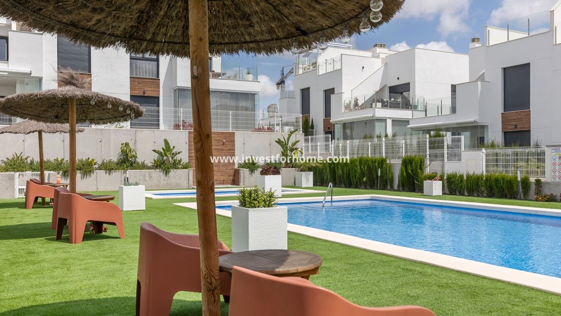 Försäljning - Lägenhet - Orihuela Costa - Entre Naranjos Vistabella Golf