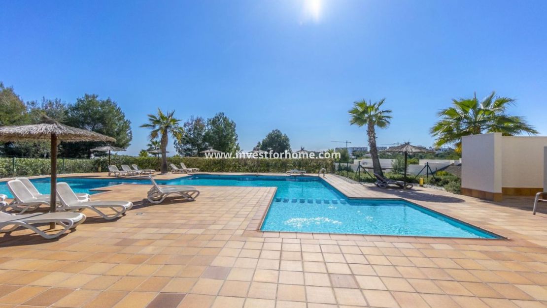 Försäljning - Lägenhet - Orihuela Costa - Las Colinas golf