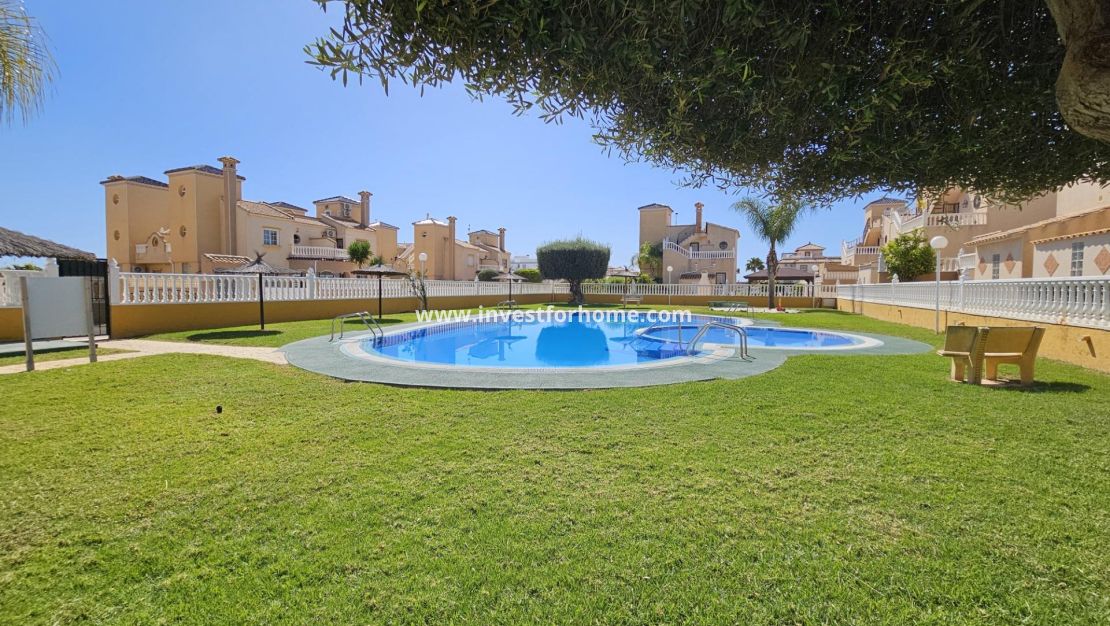 Försäljning - Lägenhet - Orihuela Costa - Lomas De Cabo Roig