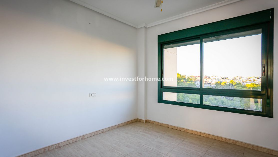 Försäljning - Lägenhet - Orihuela Costa - Lomas De Campoamor Golf