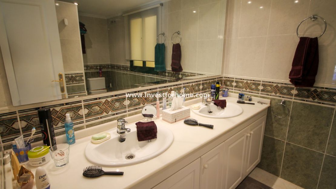 Försäljning - Lägenhet - Orihuela Costa - Lomas De Campoamor Golf