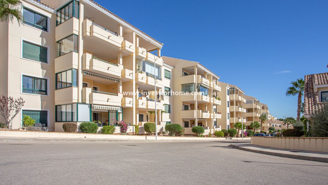 Försäljning - Lägenhet - Orihuela Costa - Lomas De Campoamor Golf