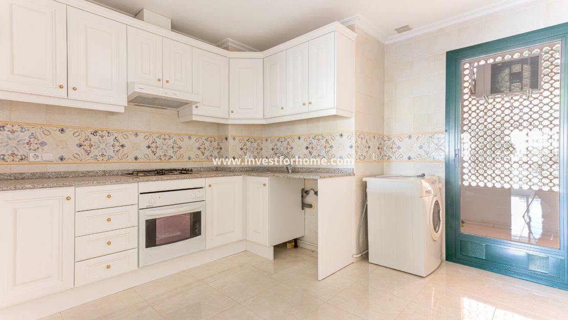 Försäljning - Lägenhet - Orihuela Costa - Lomas De Campoamor Golf