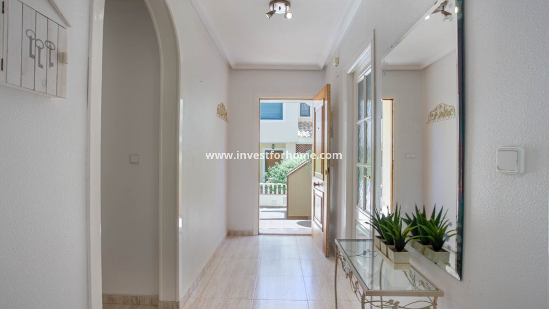 Försäljning - Lägenhet - Orihuela Costa - Lomas De Campoamor Golf