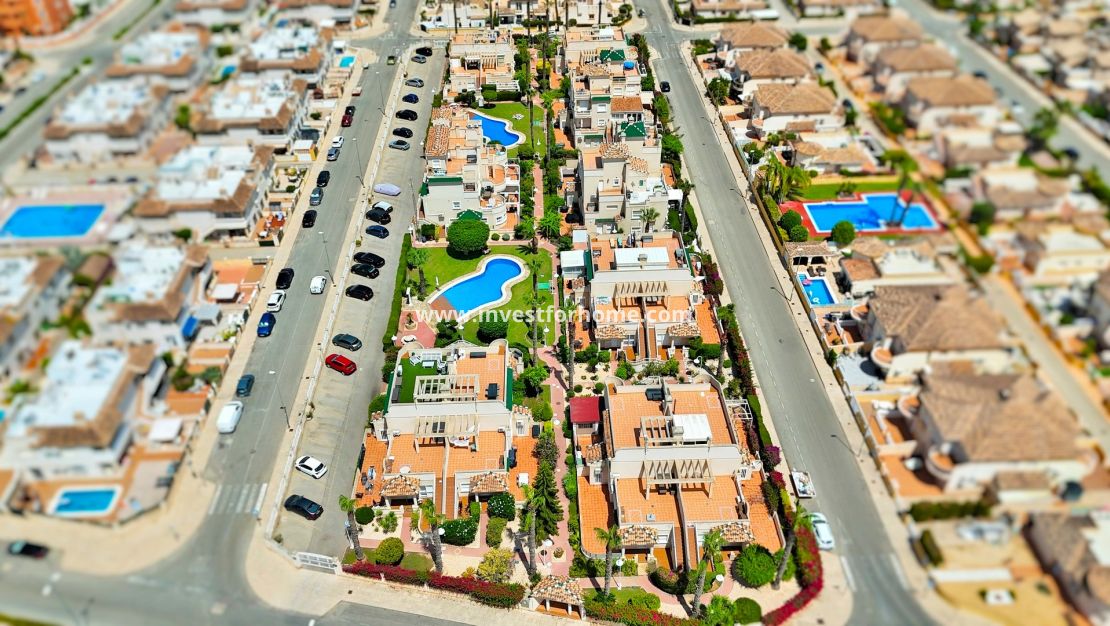 Försäljning - Lägenhet - Orihuela Costa - Pau 8