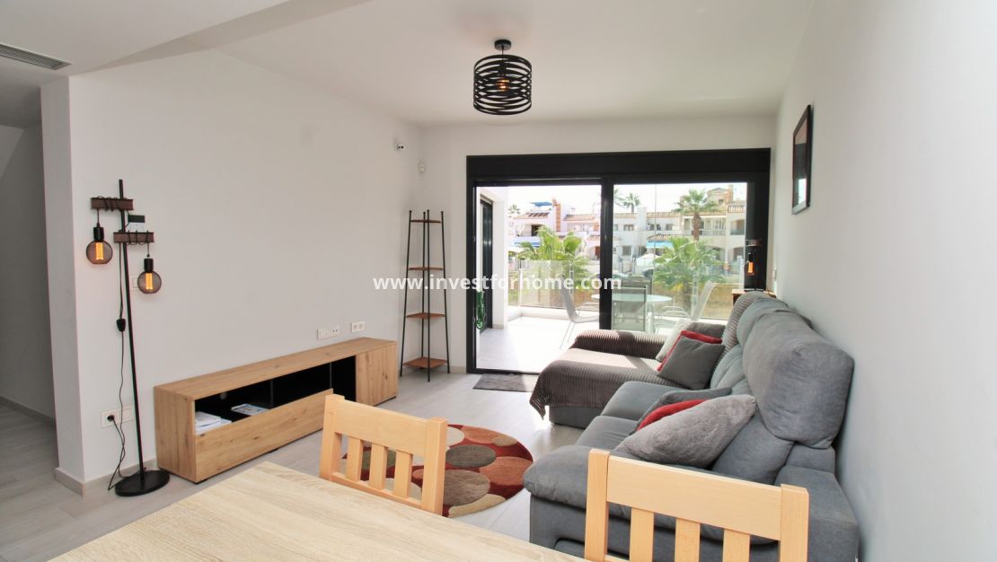 Försäljning - Lägenhet - Orihuela Costa - Pau 8