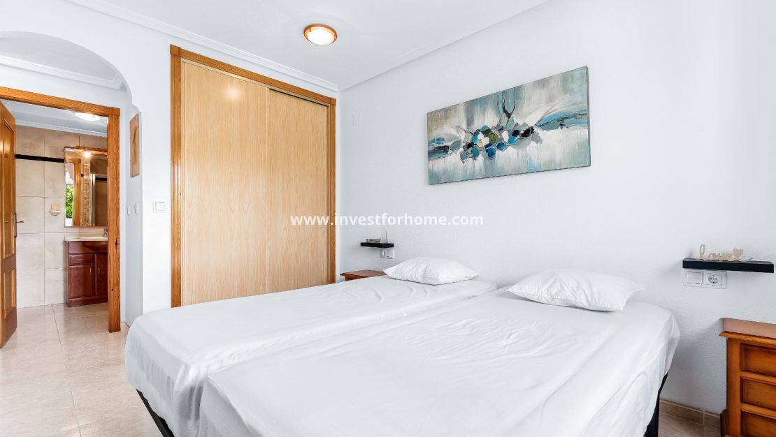 Försäljning - Lägenhet - Orihuela Costa - Playa Flamenca