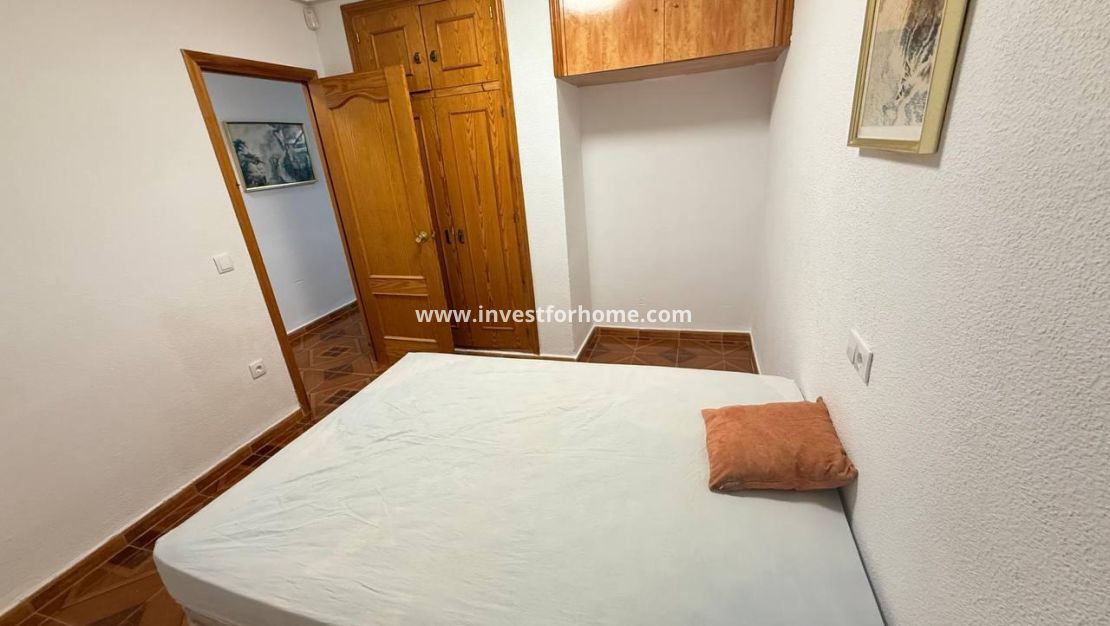 Försäljning - Lägenhet - Orihuela Costa - Punta Prima