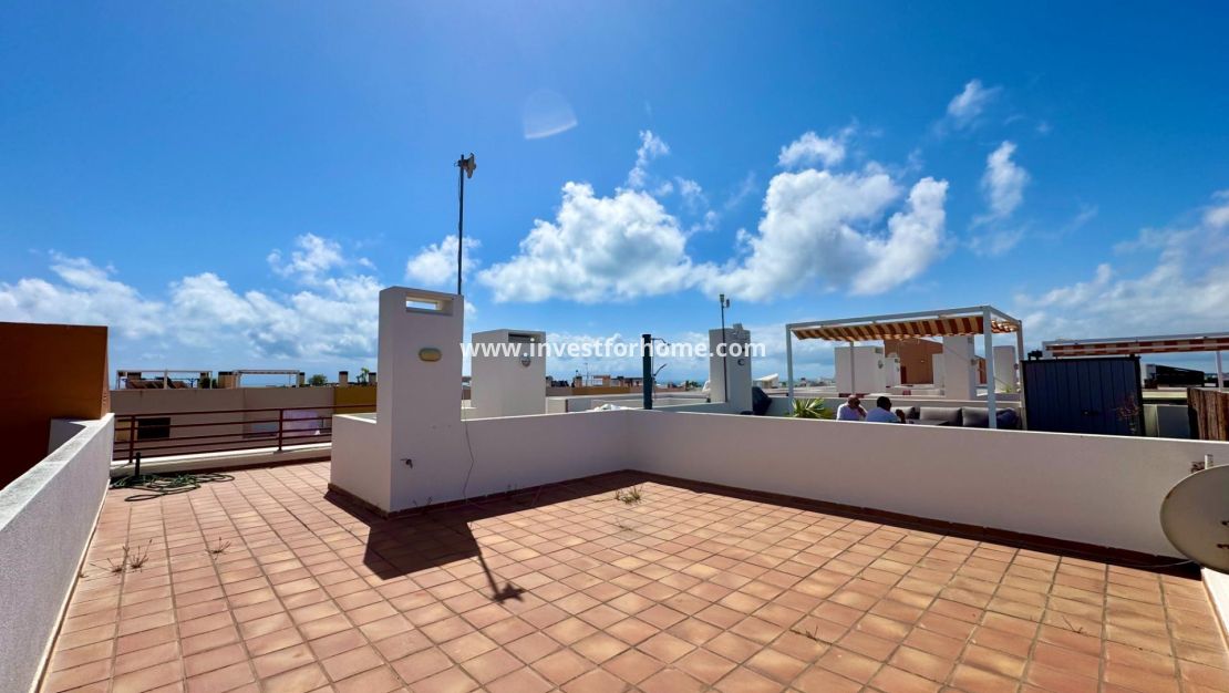 Försäljning - Lägenhet - Orihuela Costa - Punta Prima