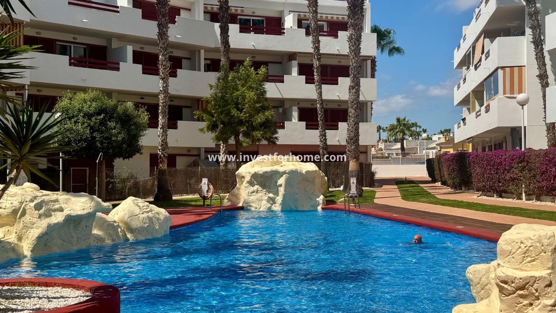 Försäljning - Lägenhet - Orihuela Costa - Punta Prima