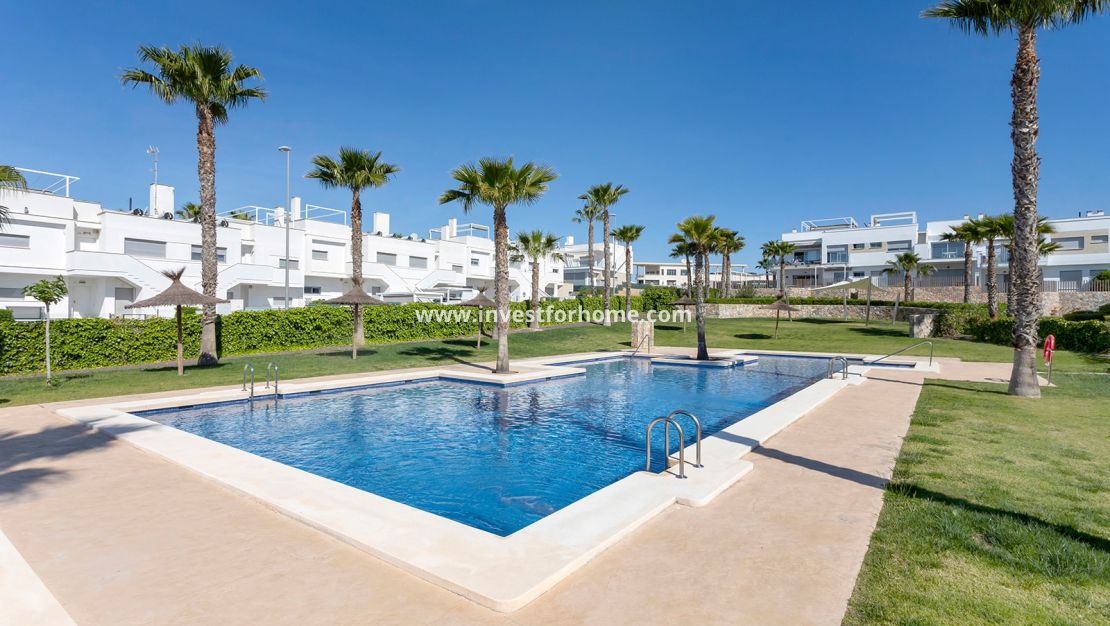 Försäljning - Lägenhet - Orihuela Costa - Vistabella Golf
