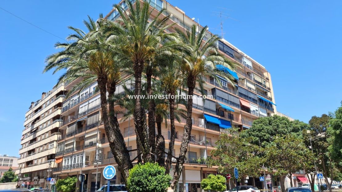 Försäljning - Lägenhet - Orihuela Costa - Zona Centro