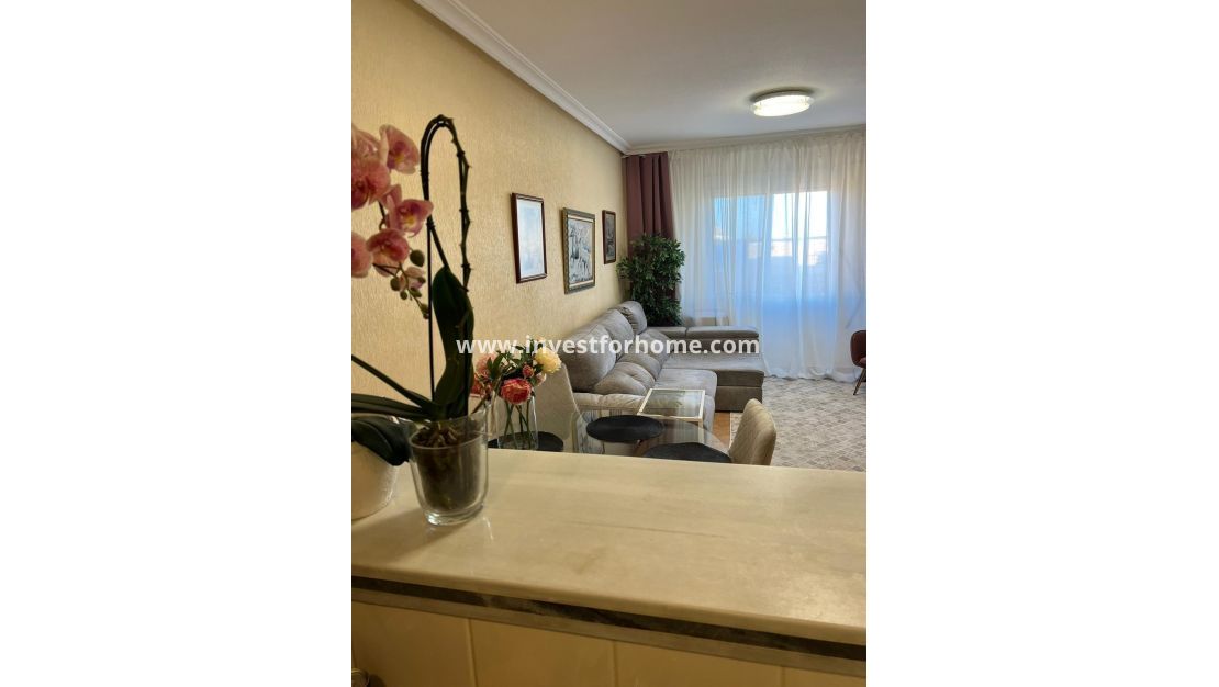 Försäljning - Lägenhet - Torrevieja - aguas nuevas