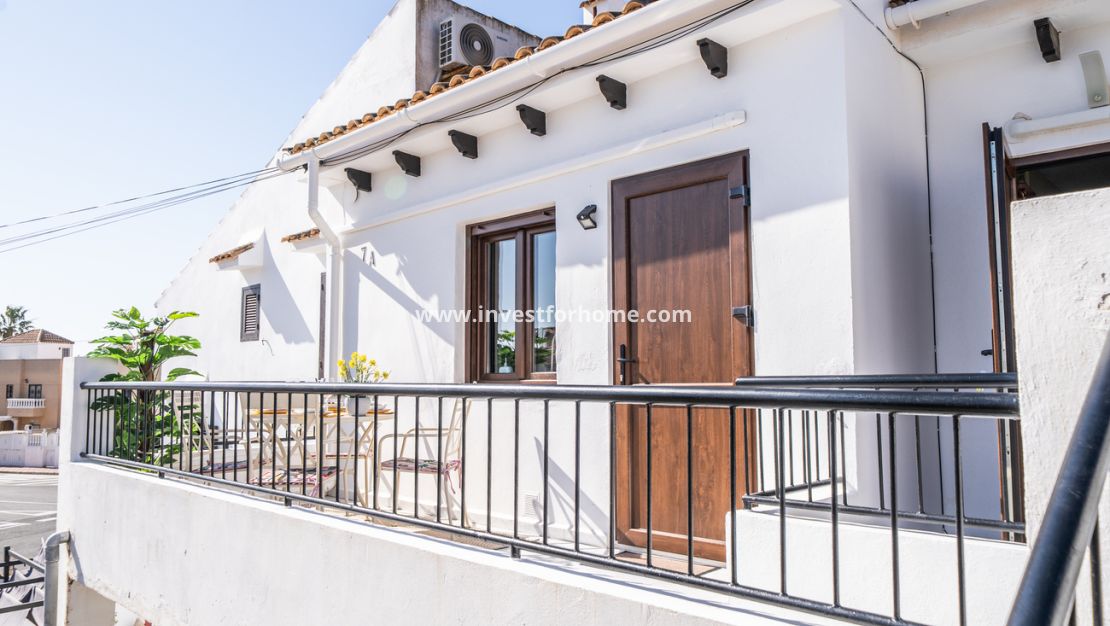 Försäljning - Lägenhet - Torrevieja - aguas nuevas
