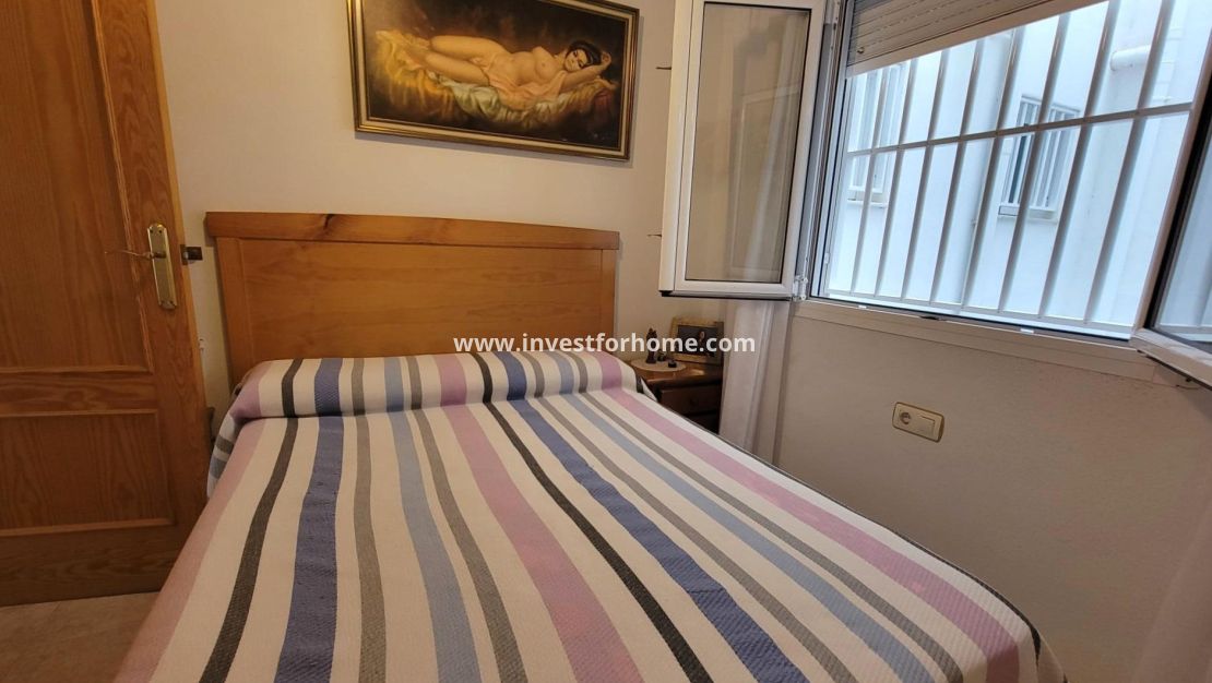 Försäljning - Lägenhet - Torrevieja - Centro