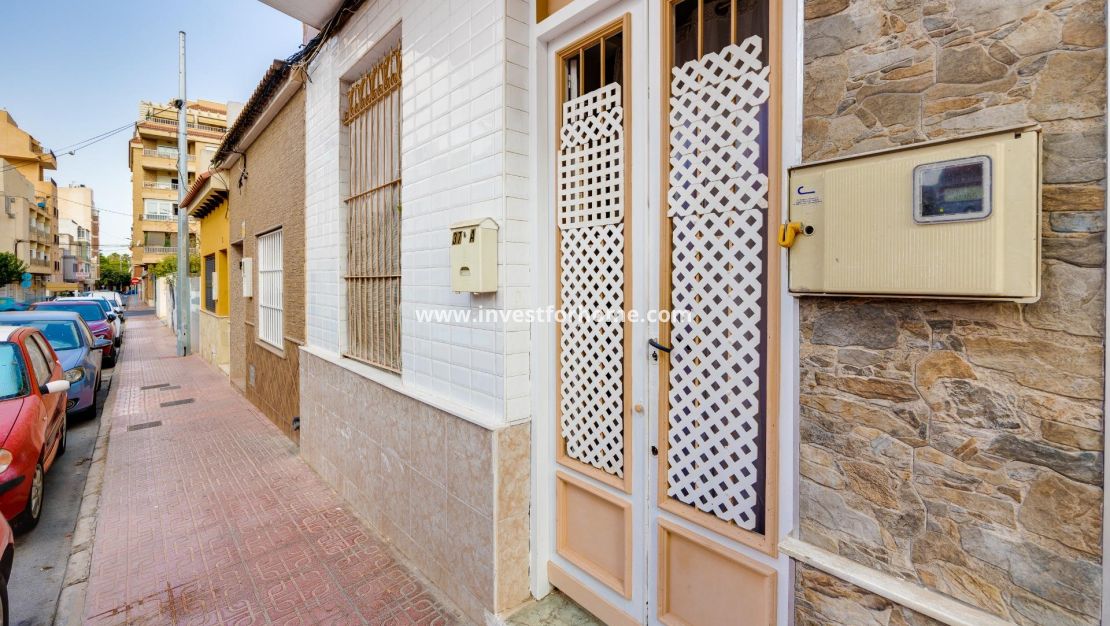 Försäljning - Lägenhet - Torrevieja - Centro