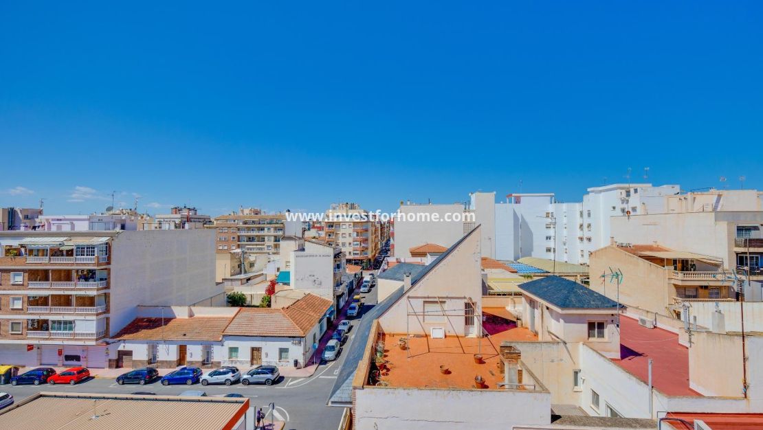 Försäljning - Lägenhet - Torrevieja - Centro
