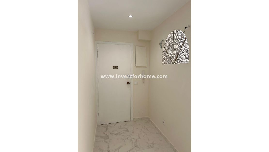 Försäljning - Lägenhet - Torrevieja - Centro