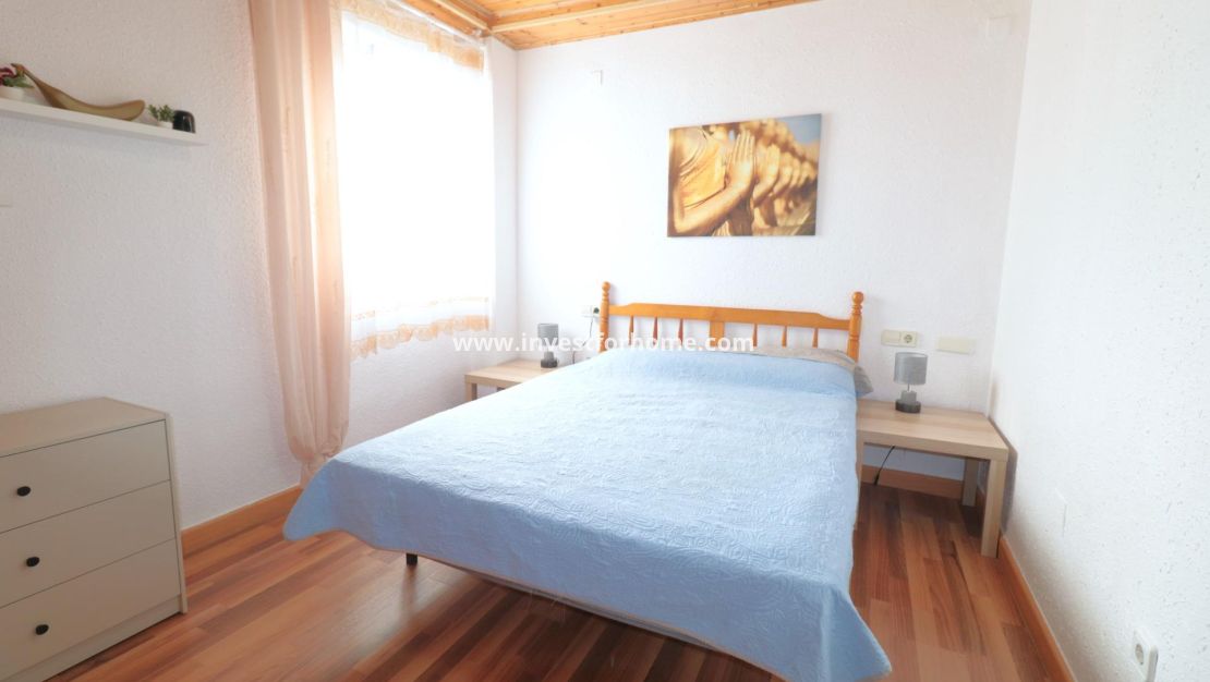 Försäljning - Lägenhet - Torrevieja - Centro