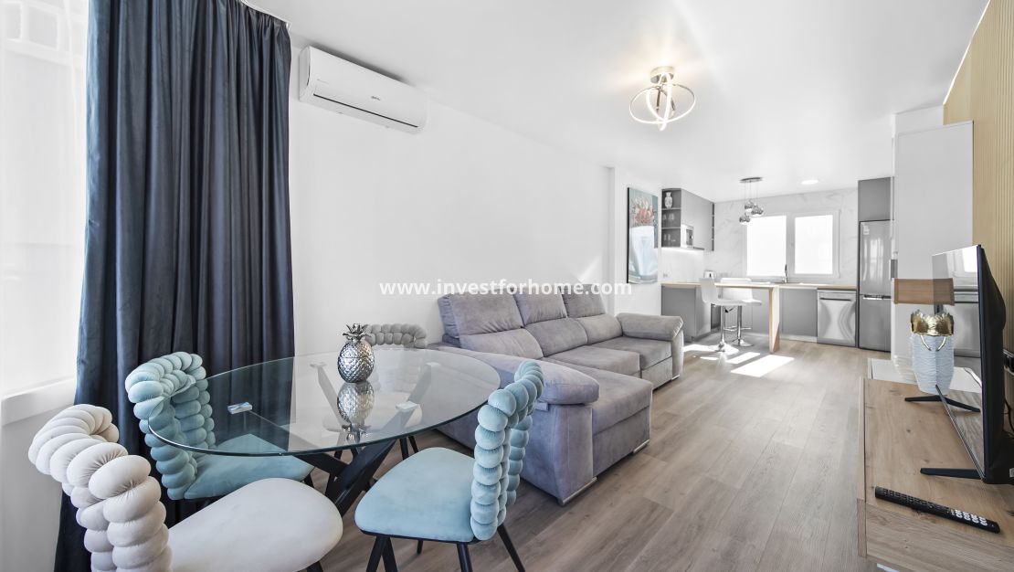 Försäljning - Lägenhet - Torrevieja - Centro