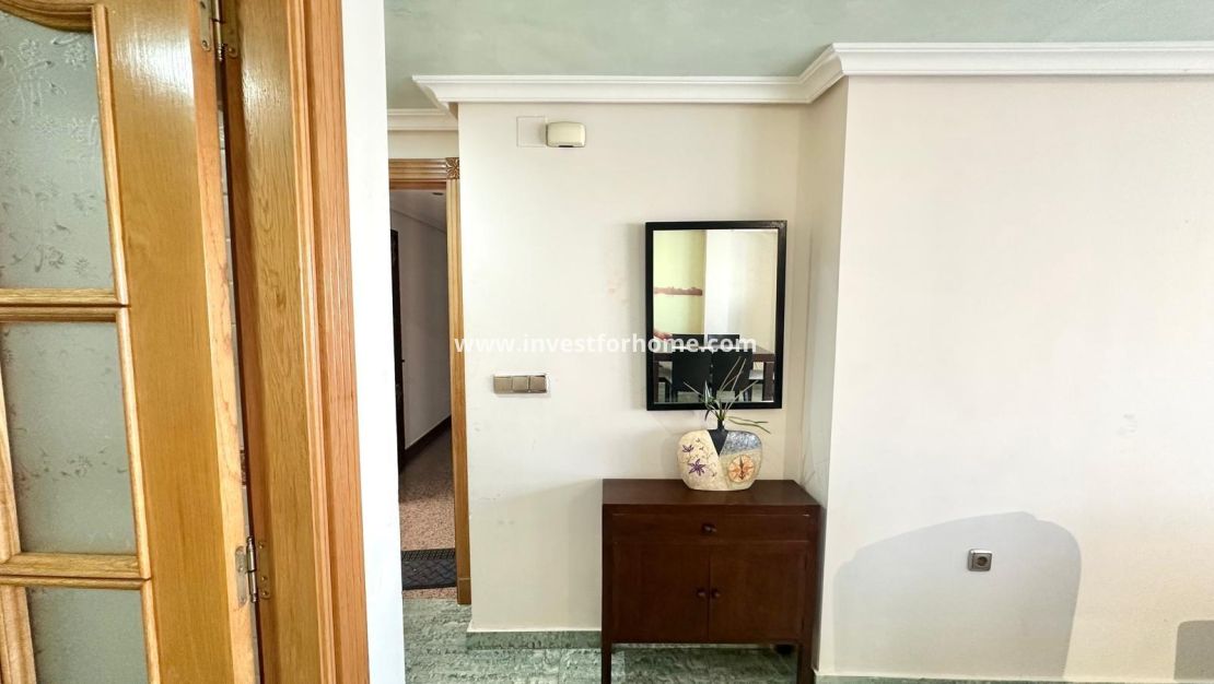 Försäljning - Lägenhet - Torrevieja - Centro