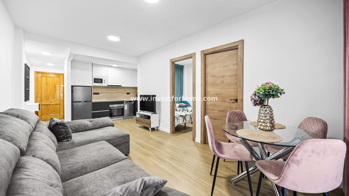 Försäljning - Lägenhet - Torrevieja - Centro