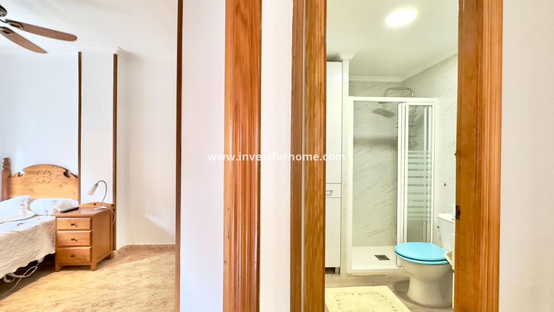 Försäljning - Lägenhet - Torrevieja - Centro