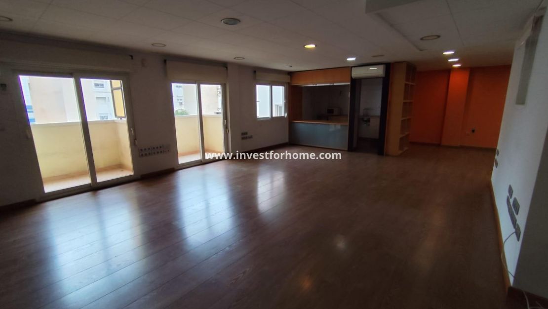 Försäljning - Lägenhet - Torrevieja - Centro