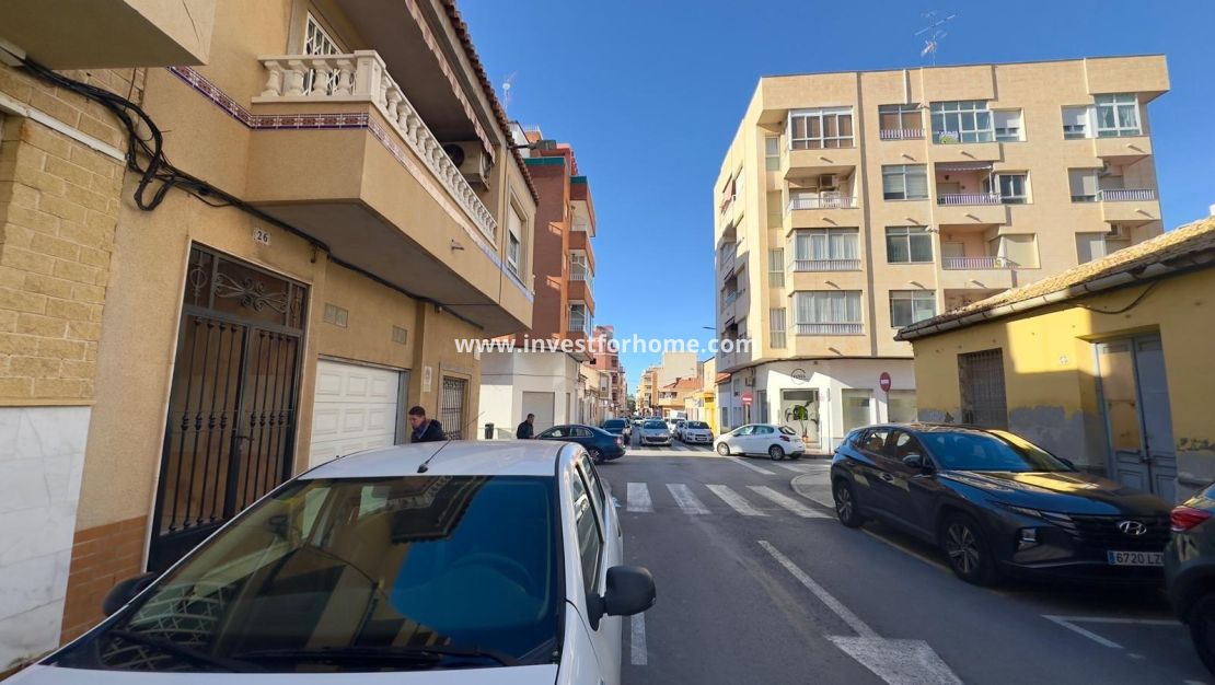 Försäljning - Lägenhet - Torrevieja - Centro