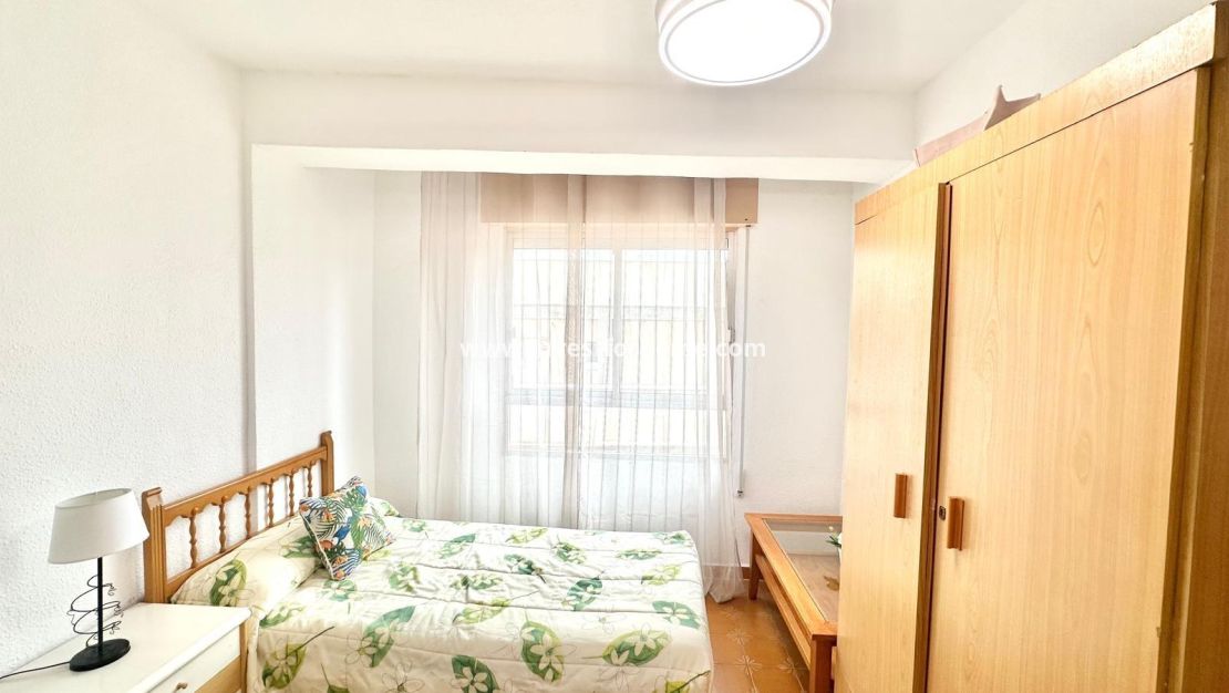 Försäljning - Lägenhet - Torrevieja - Centro