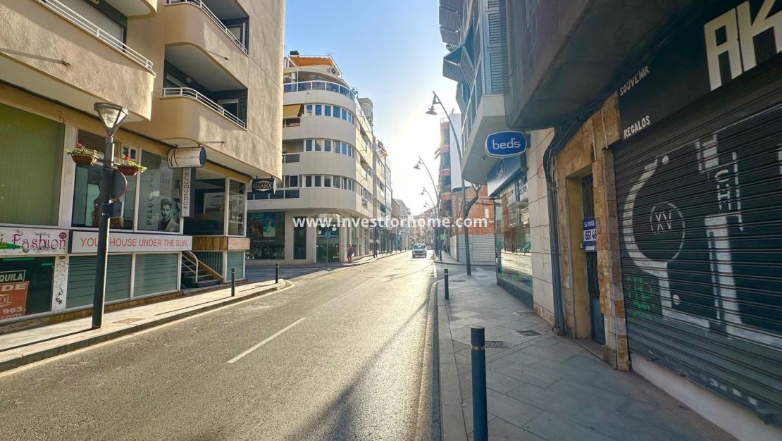 Försäljning - Lägenhet - Torrevieja - Centro