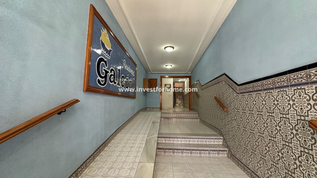 Försäljning - Lägenhet - Torrevieja - Centro