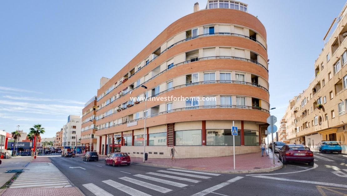 Försäljning - Lägenhet - Torrevieja - Centro