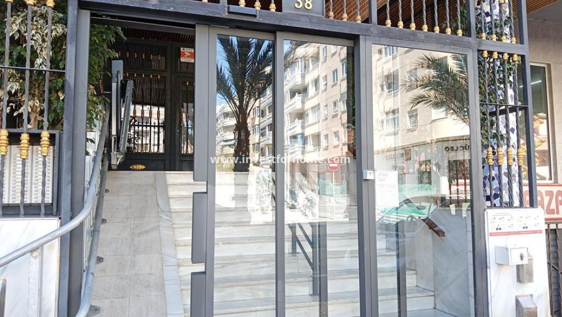 Försäljning - Lägenhet - Torrevieja - Centro