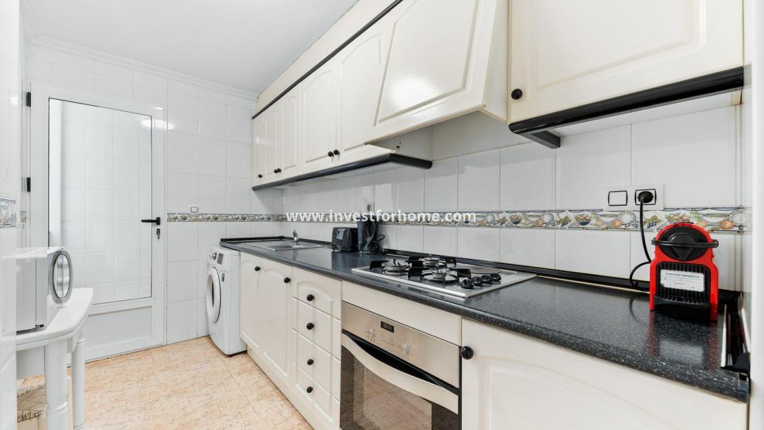 Försäljning - Lägenhet - Torrevieja - Centro