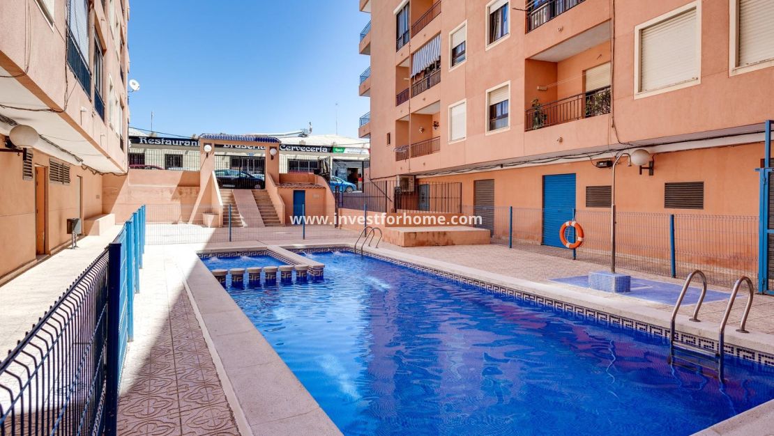Försäljning - Lägenhet - Torrevieja - Centro