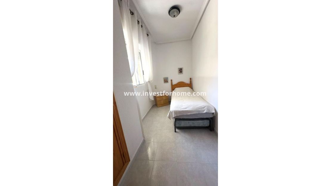 Försäljning - Lägenhet - Torrevieja - Centro