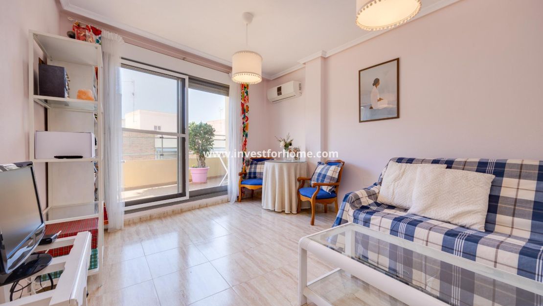 Försäljning - Lägenhet - Torrevieja - Centro