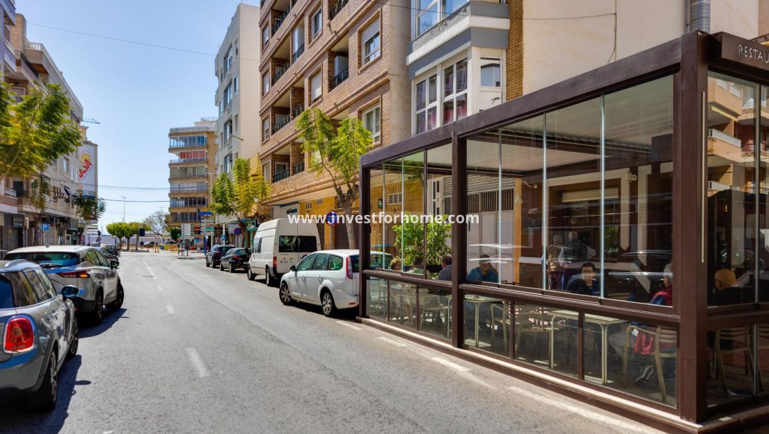 Försäljning - Lägenhet - Torrevieja - Centro