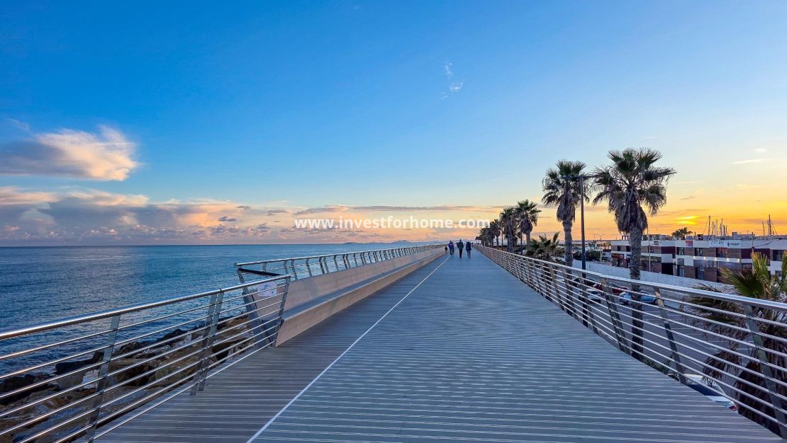 Försäljning - Lägenhet - Torrevieja - Centro