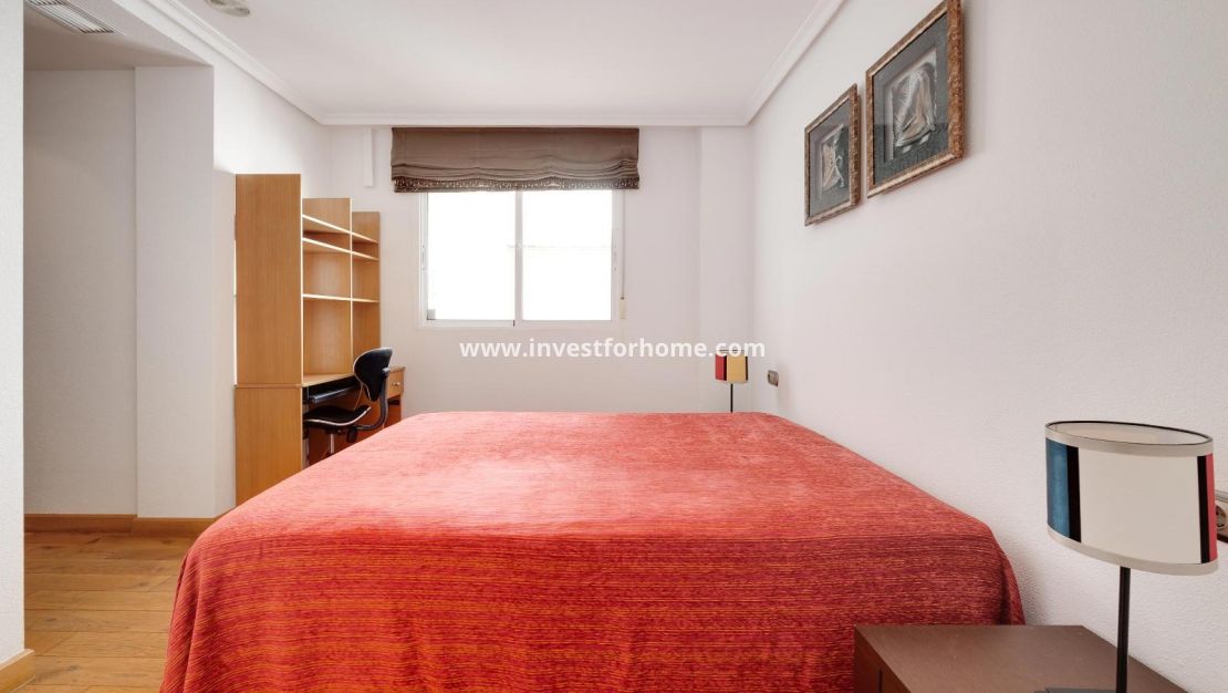 Försäljning - Lägenhet - Torrevieja - Centro