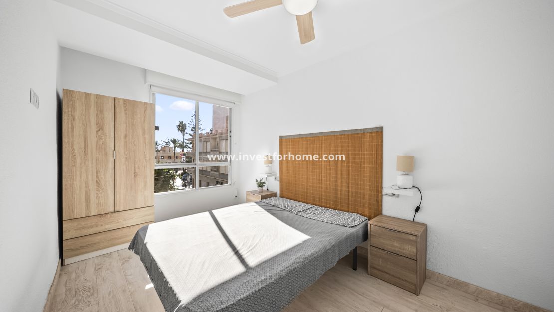 Försäljning - Lägenhet - Torrevieja - Centro