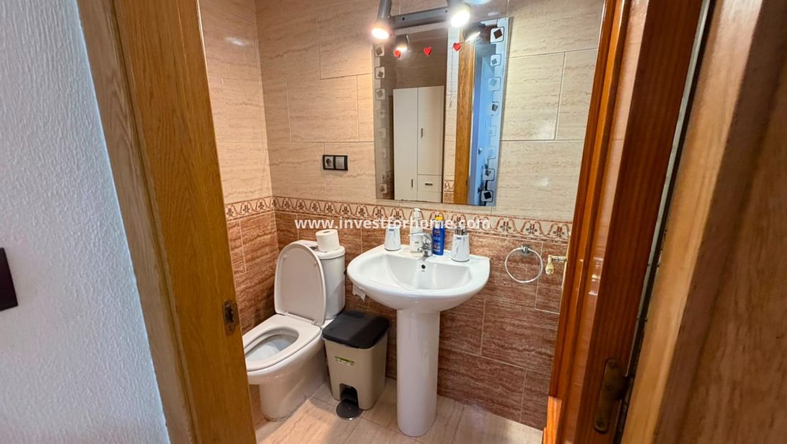Försäljning - Lägenhet - Torrevieja - Centro
