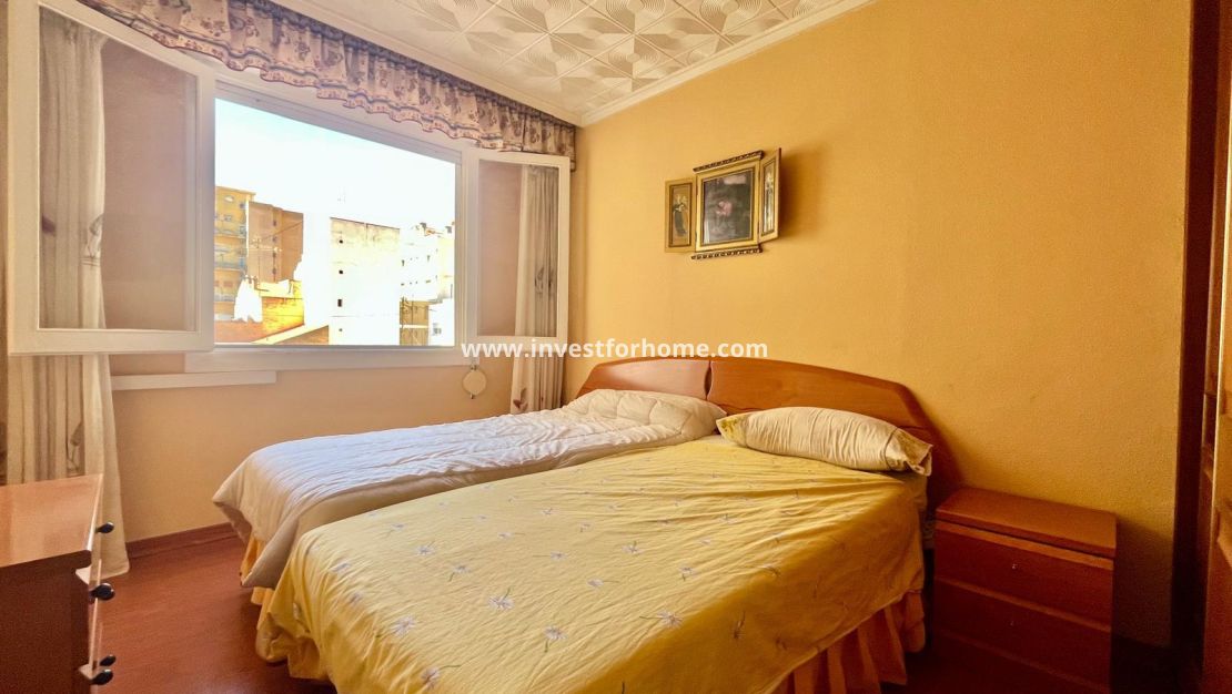 Försäljning - Lägenhet - Torrevieja - Centro