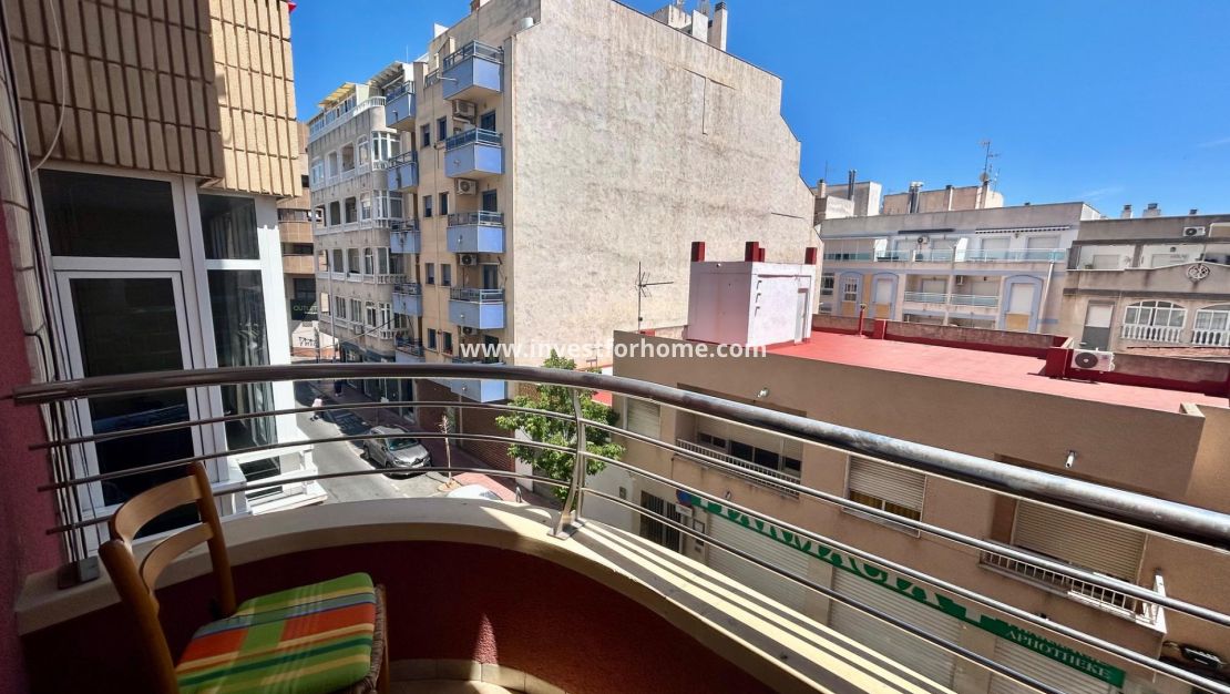 Försäljning - Lägenhet - Torrevieja - Centro