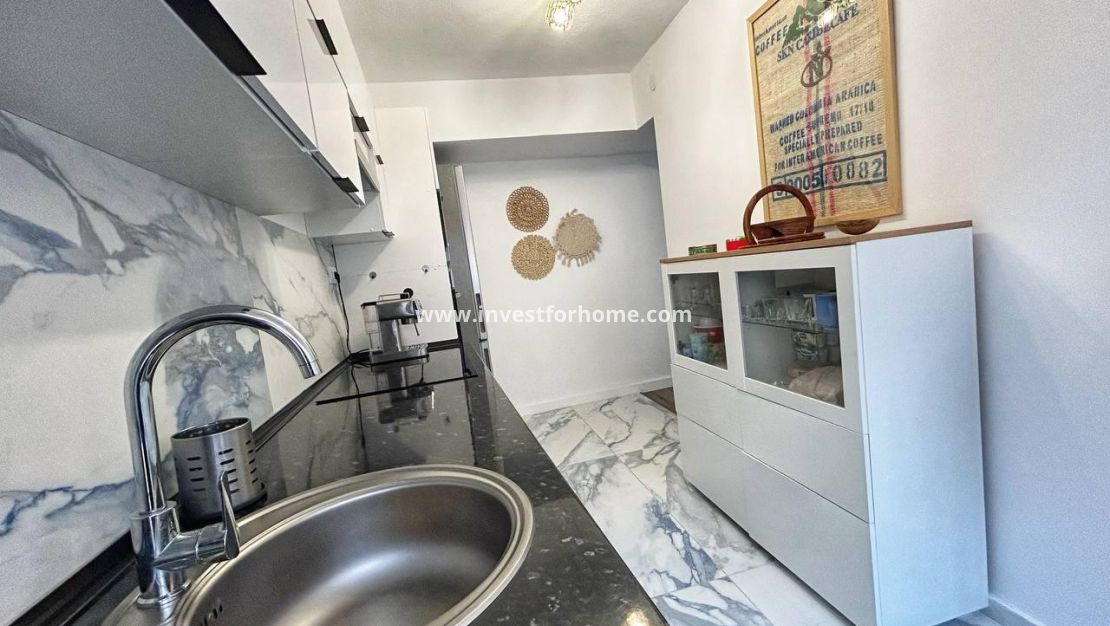 Försäljning - Lägenhet - Torrevieja - Centro