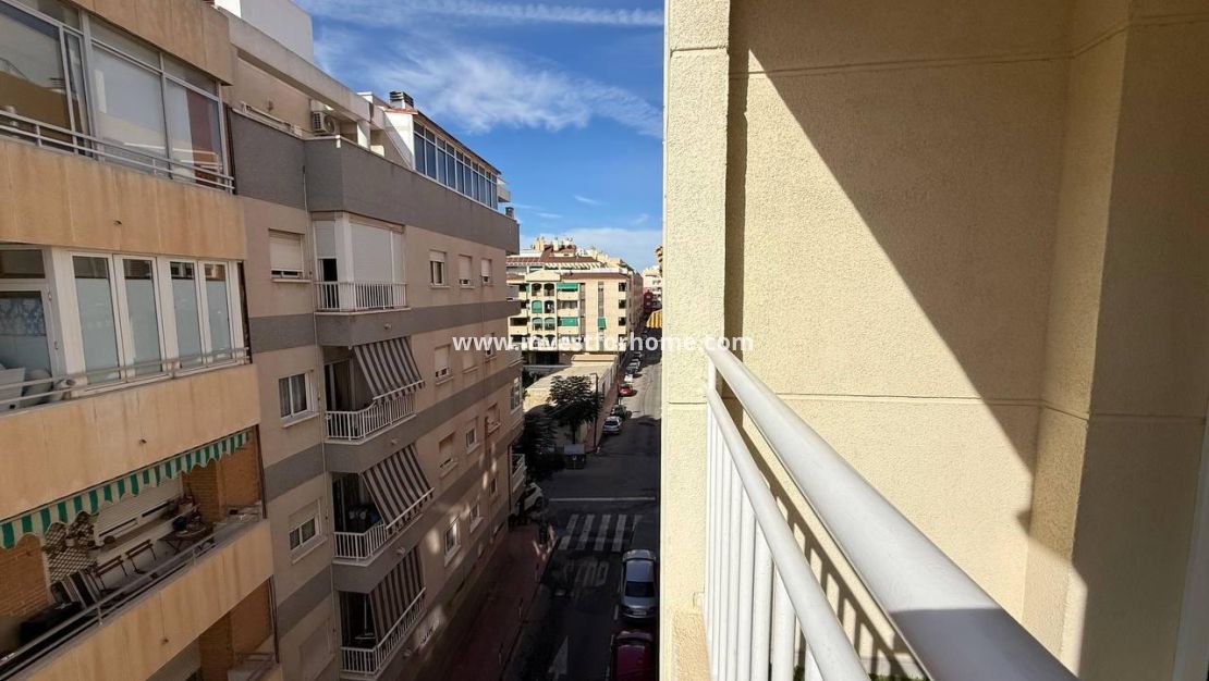 Försäljning - Lägenhet - Torrevieja - Centro
