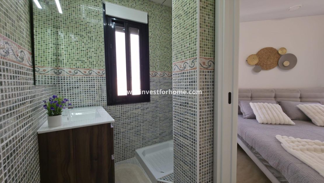 Försäljning - Lägenhet - Torrevieja - Centro